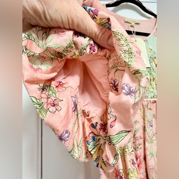 Floral Boho Blouse with Pink and Green Accents - Picture 3 of 9